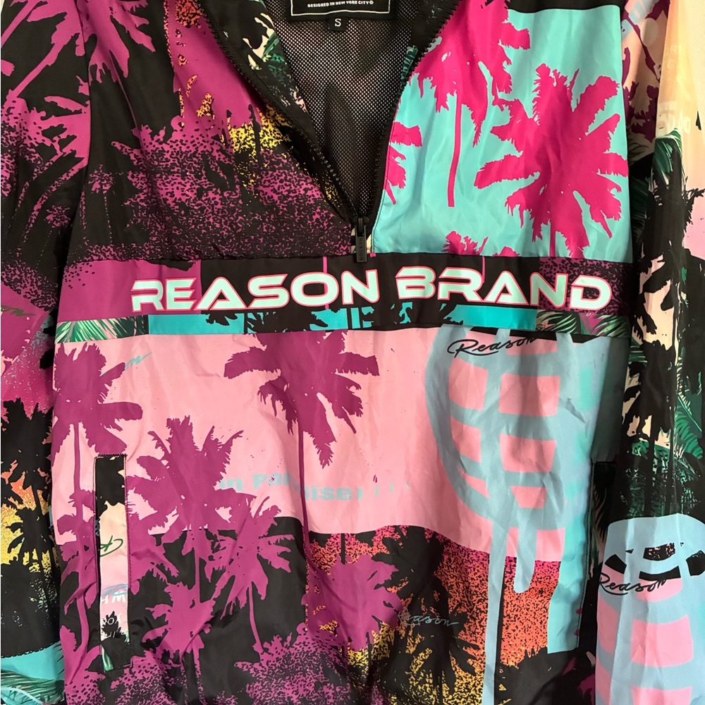 Reason Brand Graphic 1/4 zip wind jacket